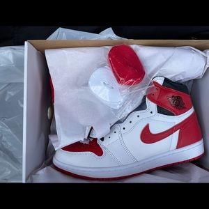 Jordan 1 Retro High OG “Heritage”